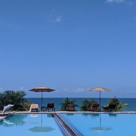 Bububu Amaan Ocean Hotel Kihinani מראה חיצוני תמונה