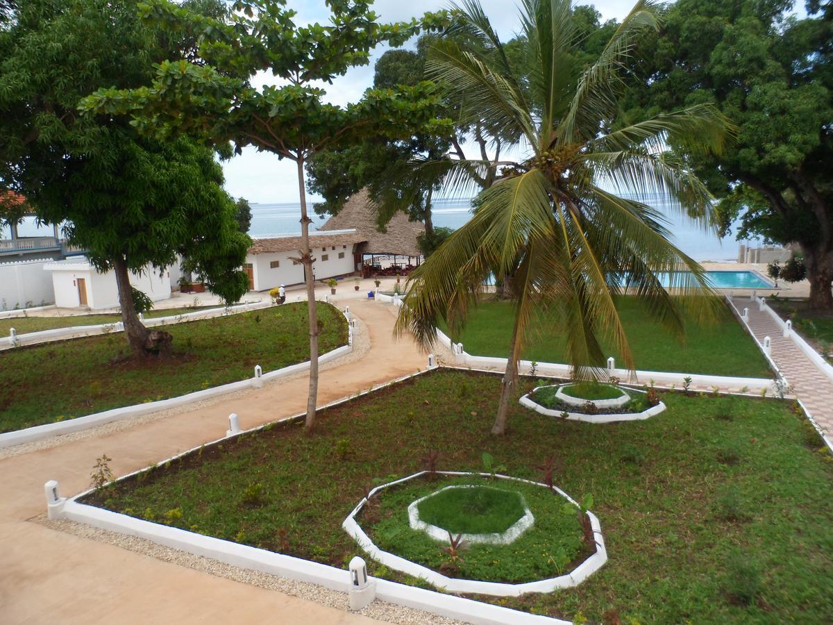 Bububu Amaan Ocean Hotel Kihinani מראה חיצוני תמונה