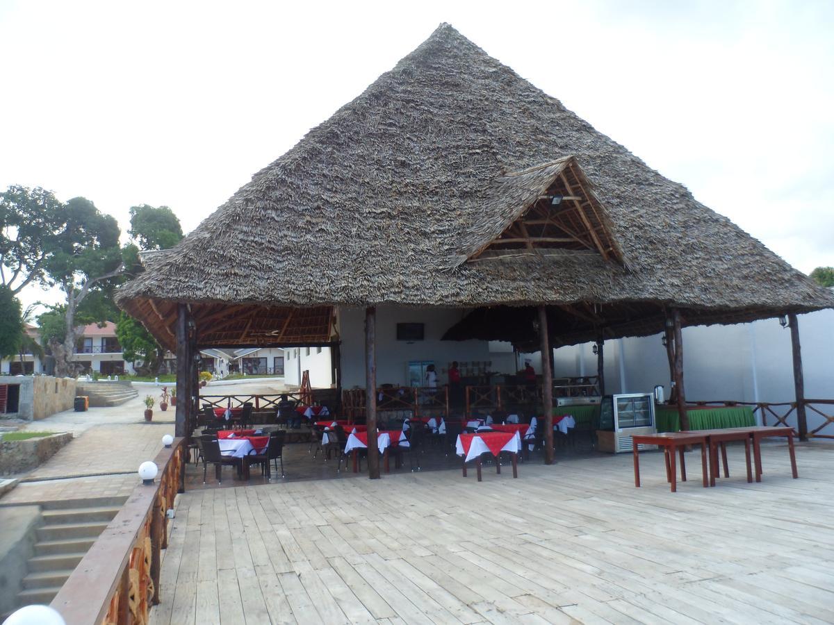 Bububu Amaan Ocean Hotel Kihinani מראה חיצוני תמונה