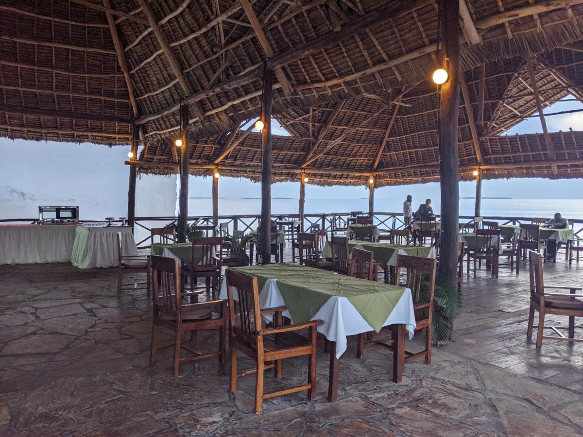 Bububu Amaan Ocean Hotel Kihinani מראה חיצוני תמונה